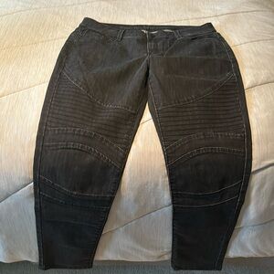 Vera Wang Black Moto Skinny Jeans